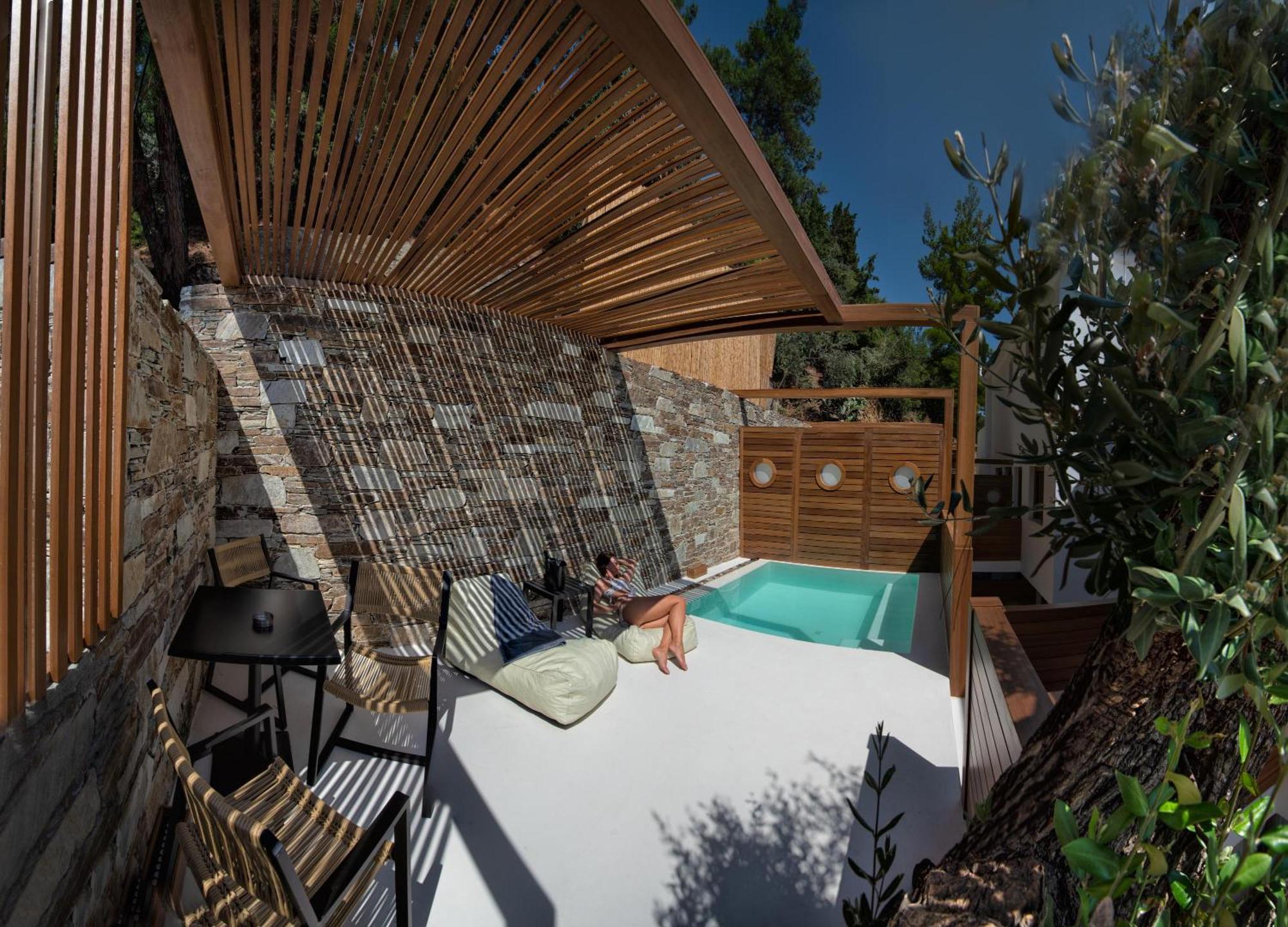 Natura Luxury Boutique Hotel Skopelos Loutraki  Exterior photo