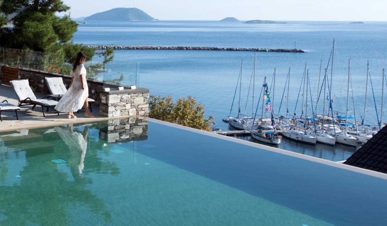 Natura Luxury Boutique Hotel Skopelos Loutraki  Exterior photo